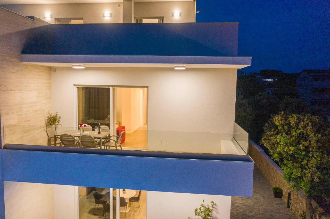 Villa Eni Apartments 2 Мандре Экстерьер фото